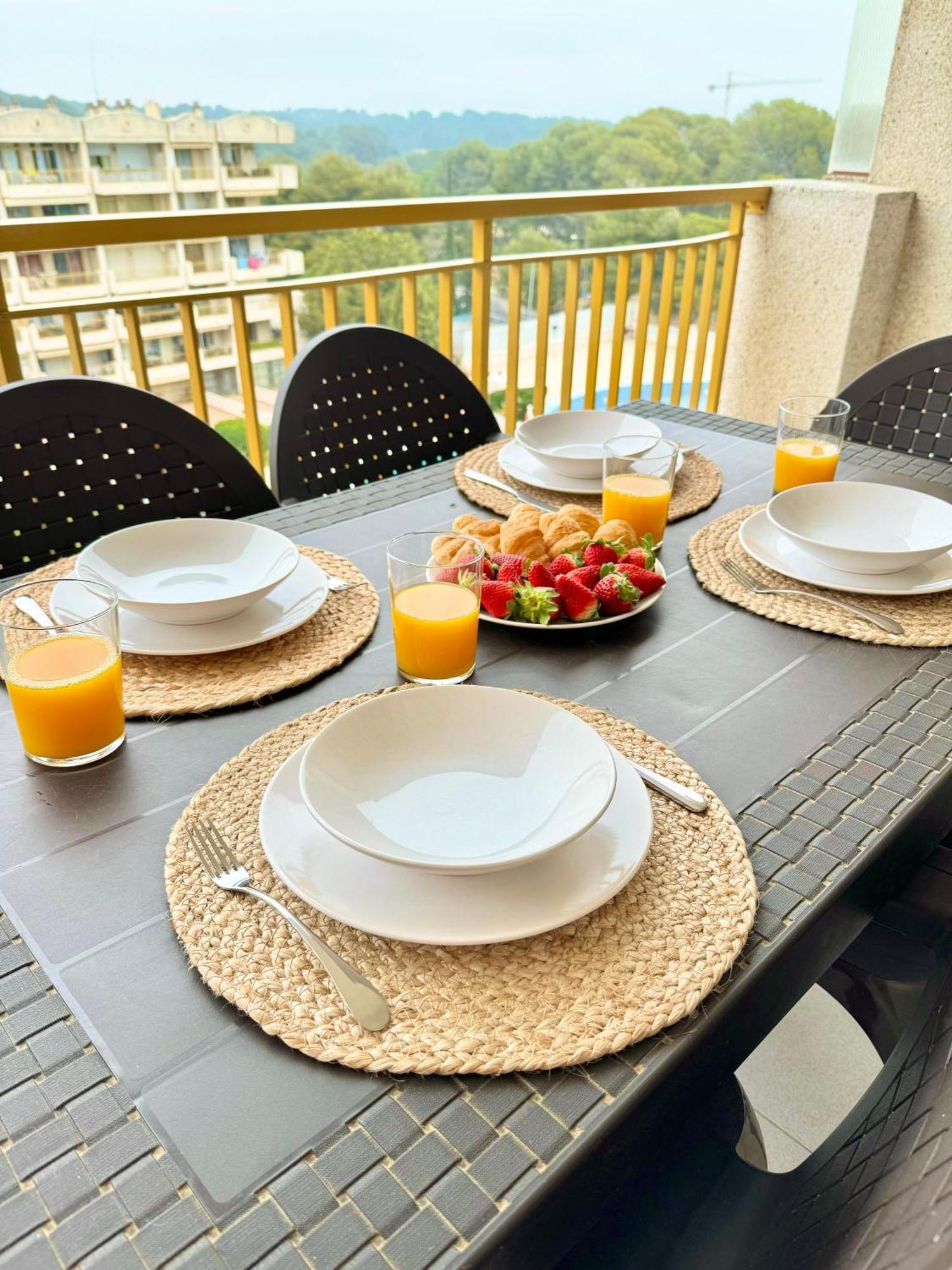 Apartamento Completo Junto A La Playa Salou Kültér fotó
