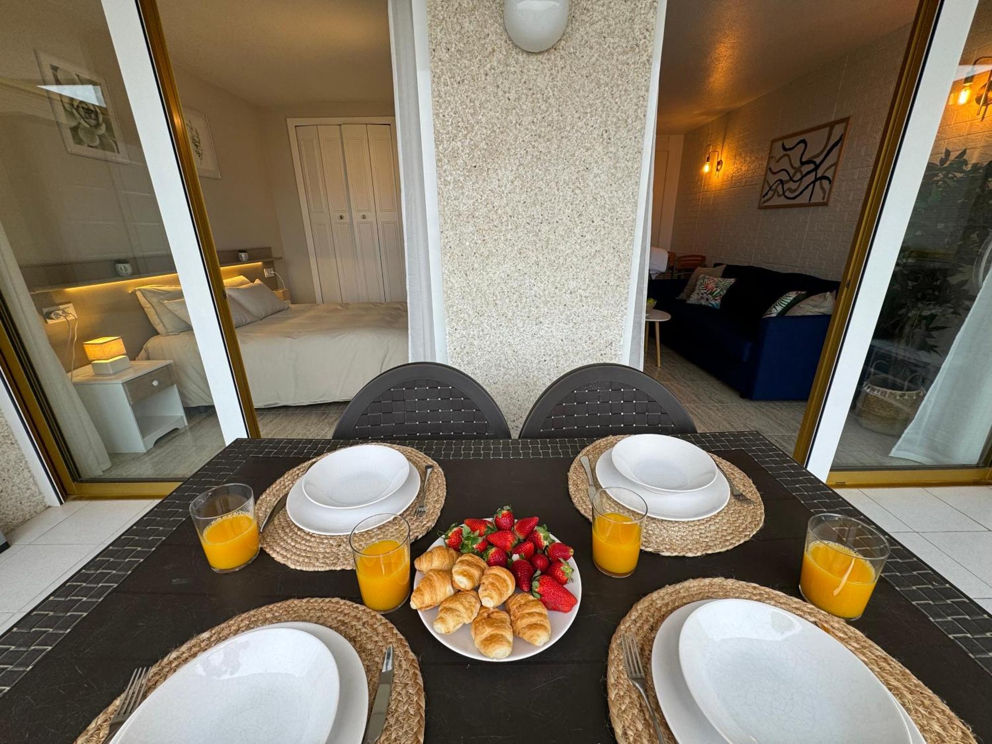 Apartamento Completo Junto A La Playa Salou Kültér fotó